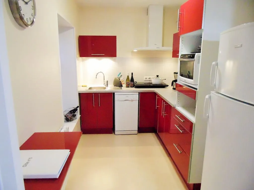 Les Gites De La Fontaine Jullié Appartement